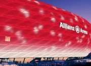 爱游戏tv-跨界巅峰，当老鹰决胜鹈鹕，克莱在F1赛道接管争冠之战