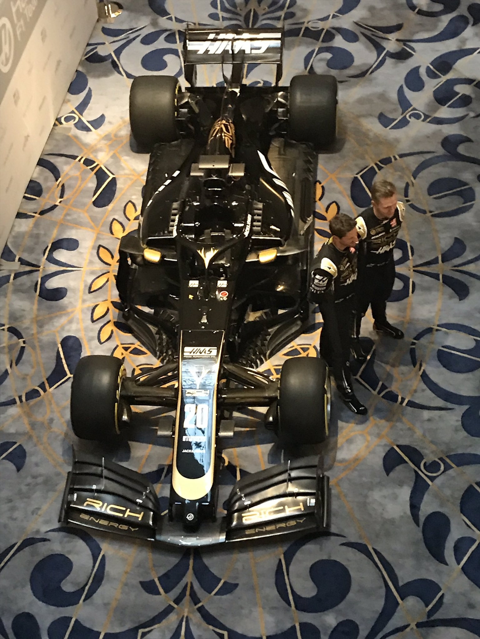 哈斯车队鏖战红牛二队，拉塞尔刷新纪录