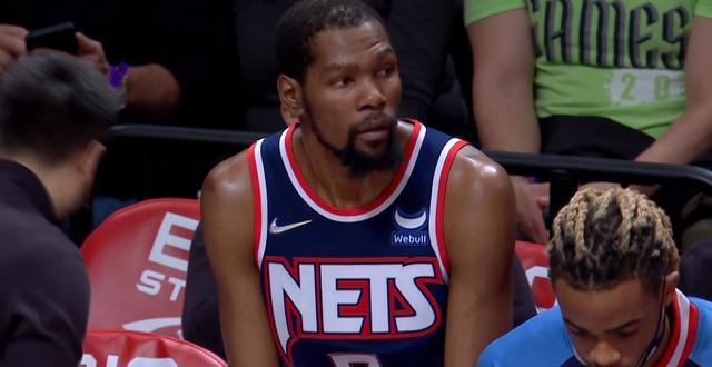 鹈鹕轻取尼克斯，德罗赞状态火热