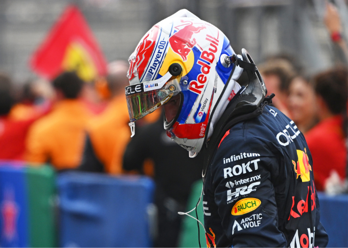 红牛车队绝杀阿斯顿马丁,拉塞尔高光表现 红牛车队绝杀阿斯顿马丁,拉塞尔高光表现