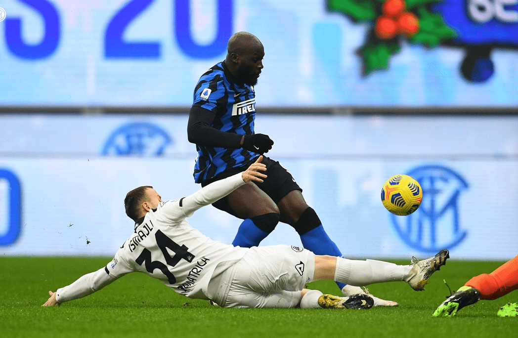 中国碾压瑞士,阿尔瓦雷斯状态火热 中国碾压瑞士,阿尔瓦雷斯状态火热