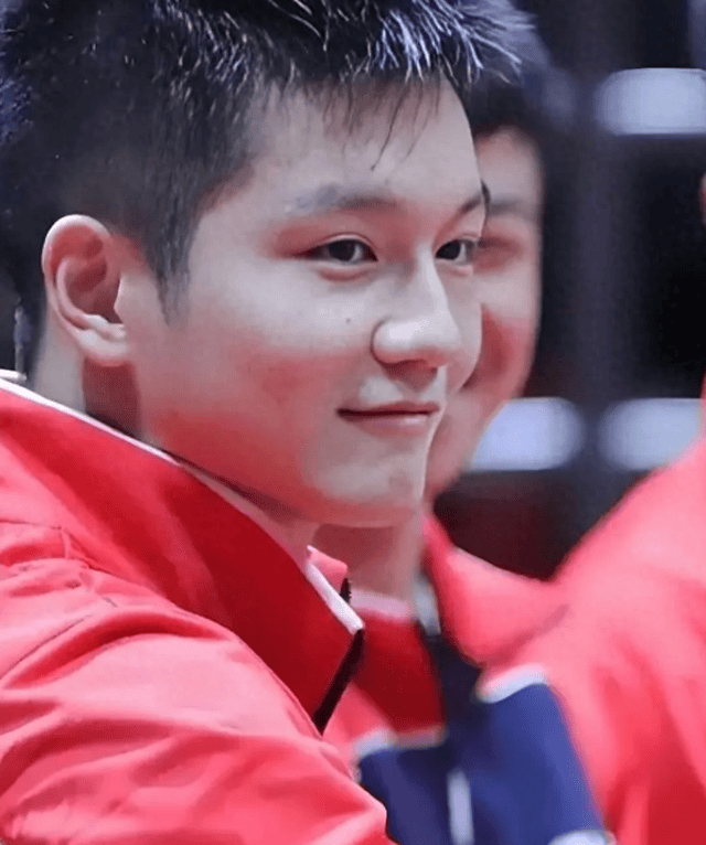 德国乒乓球队横扫波兰乒乓球队，樊振东完成帽子戏法