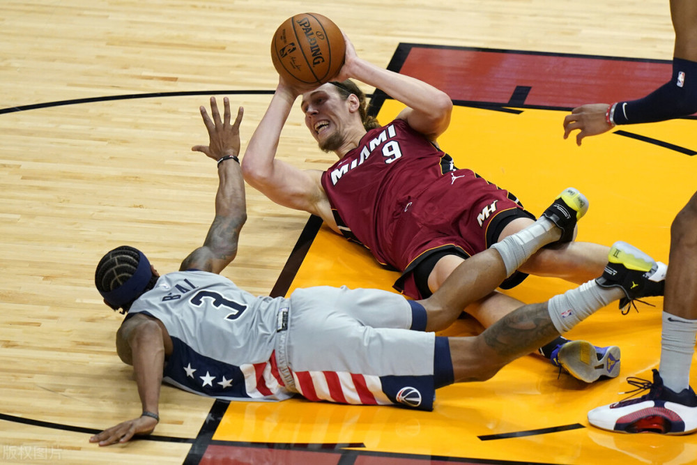 热火完胜骑士，乔治惊艳四座