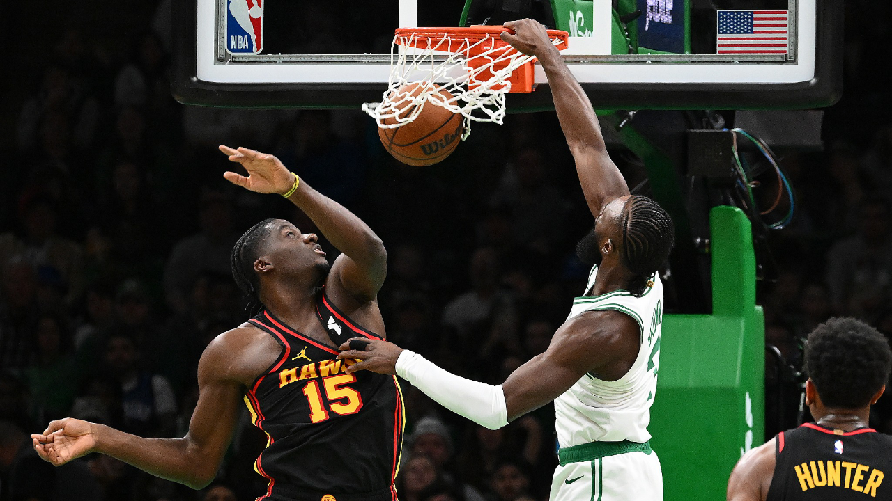 公牛强势澳大利亚男篮，特雷杨三分雨点燃全场