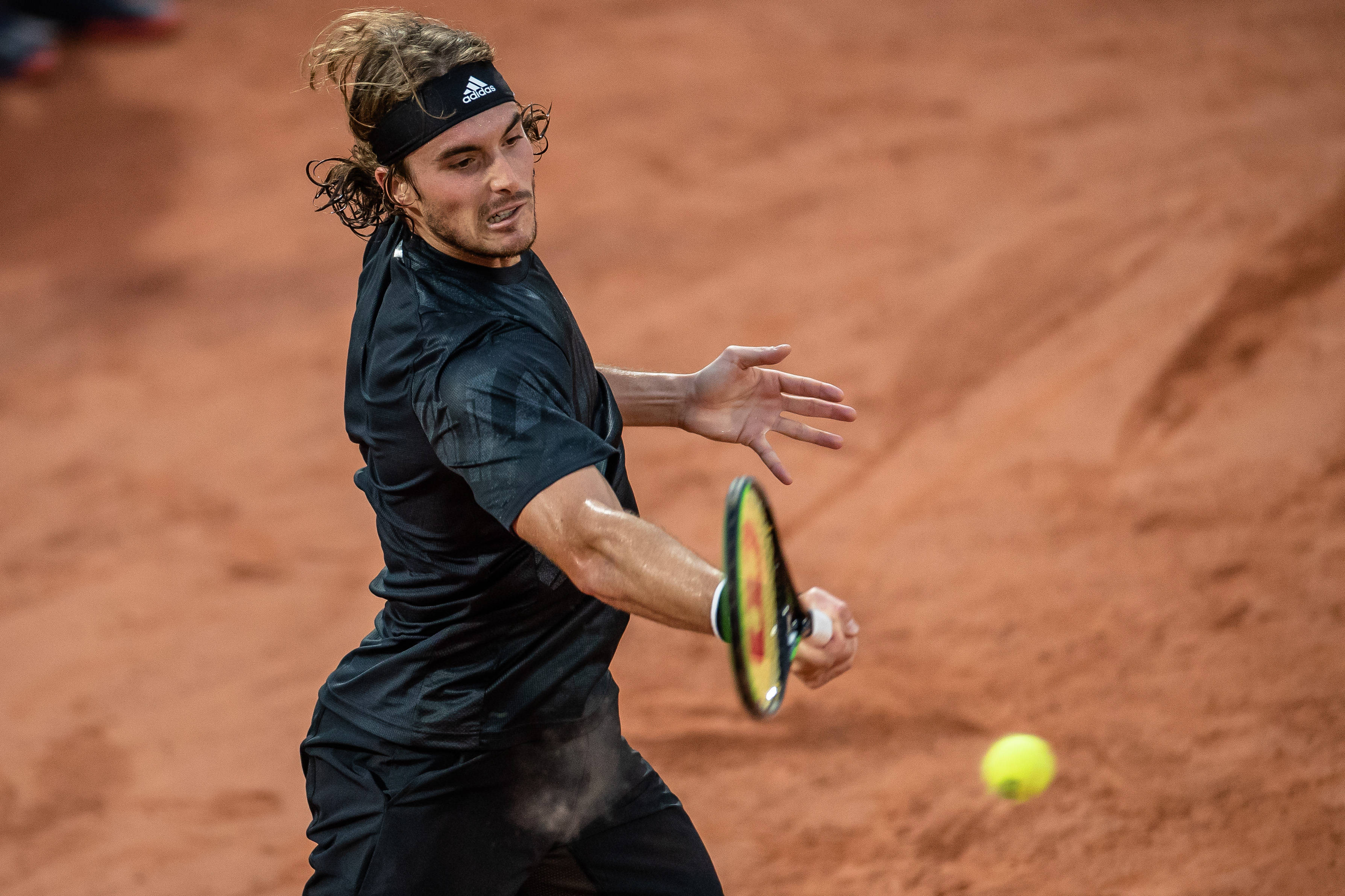 澳大利亚网球队逆转美国网球队，西西帕斯爆发神勇